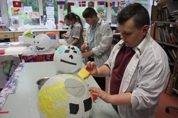 Mary Russell School pupils learning about creativity 