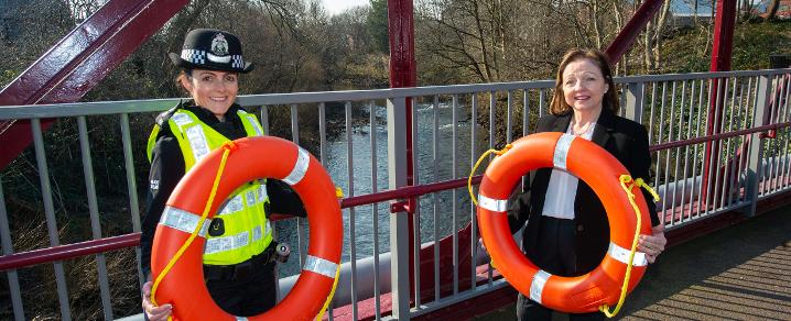Cllr McGurk and CI Rhona Fraser at White Cart Footbridge, Paisley Cllr McGurk and CI Rhona Fraser at White Cart Footbridge, Paisley